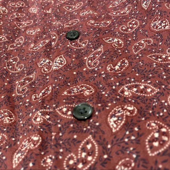 Abercrombie Mens Button Up Shirt size S - Picture 2 of 3